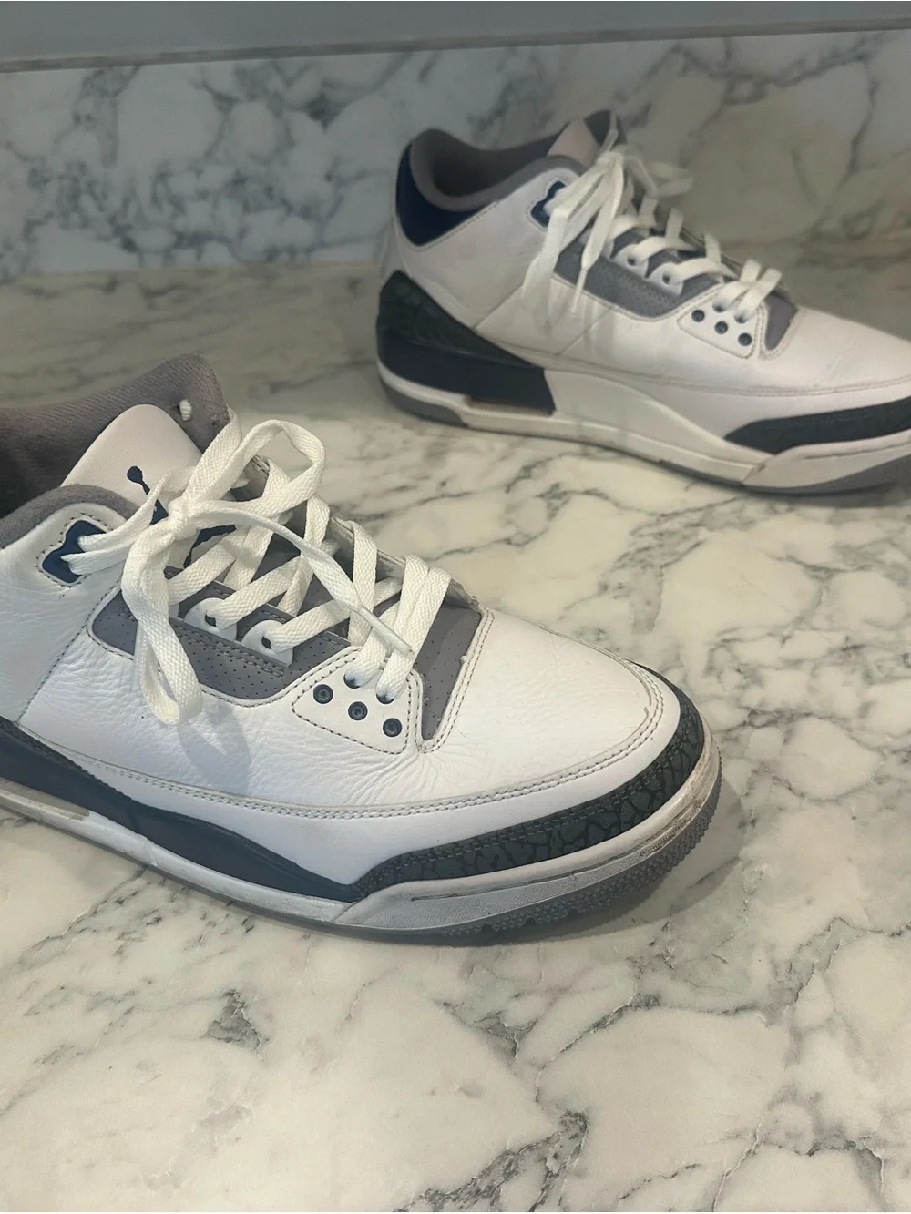 Midnight Navy Jordan 3s